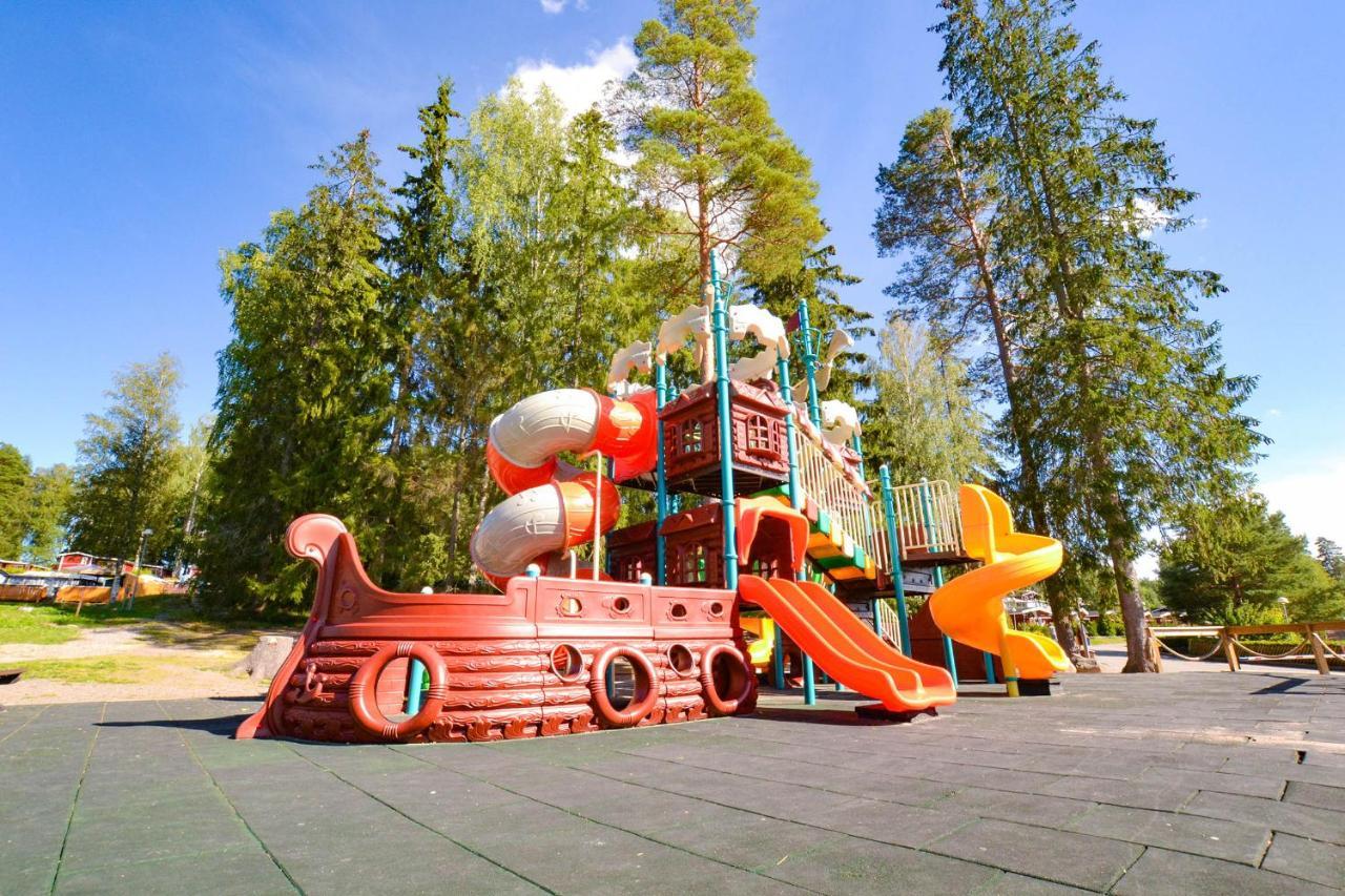 Arjaeng Camping & Stugor Sommarvik Luaran gambar