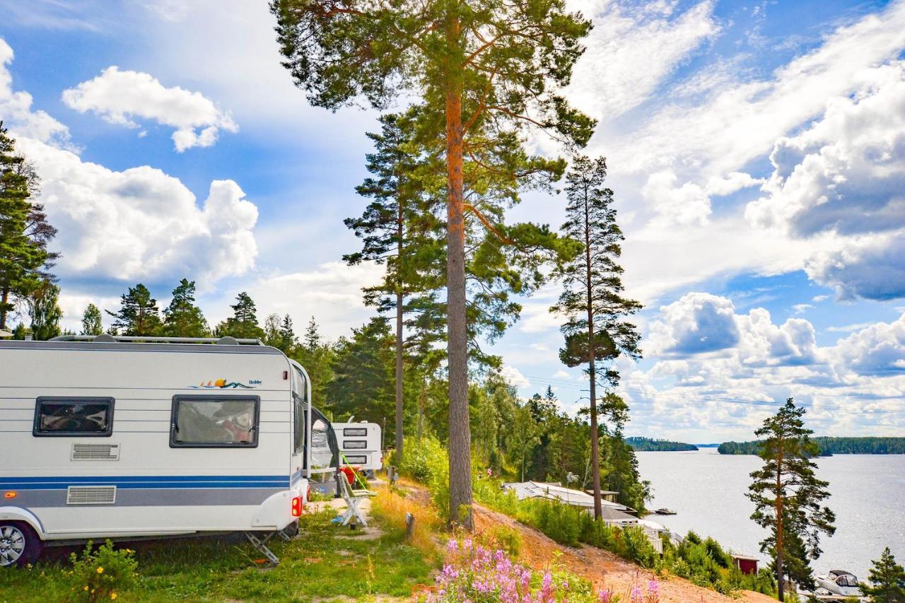 Arjaeng Camping & Stugor Sommarvik Luaran gambar